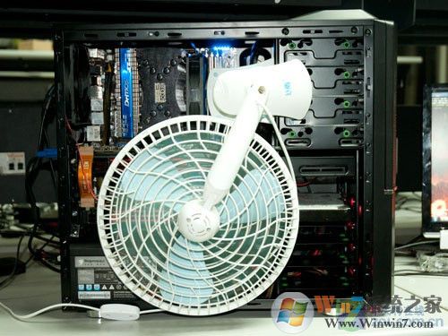 Win7系统玩游戏经常自动重启怎么解决？