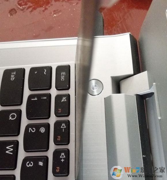 联想小新V4000加装固态拆机及系统迁移教程