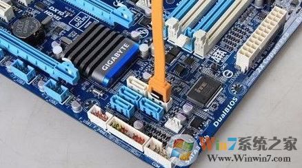 如何安装双硬盘？win7系统双硬盘安装使用方法