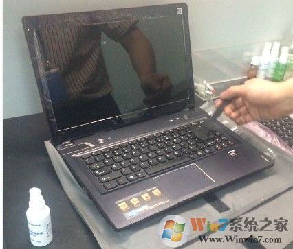 笔记本如何清理键盘？