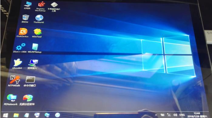 微软Surface Pro 4/5平板电脑怎么进BIOS设置U盘启动？