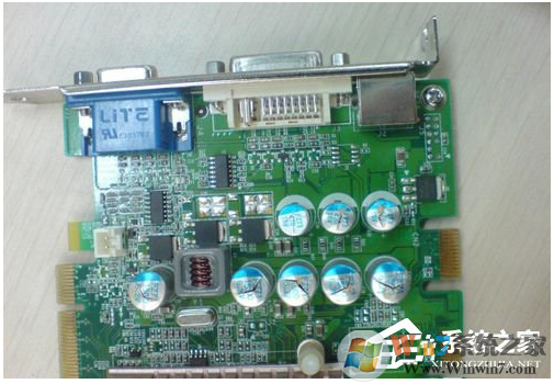 电脑突然花屏了该怎么办？电脑花屏死机的解决方法